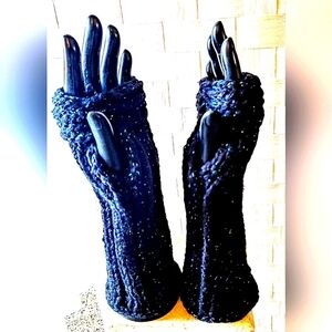 NWT Luxury Cashmere Blend Artisanal Fingerless Gloves
